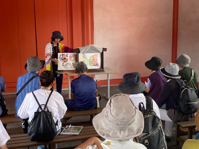 えさしの語りべ・紙芝居の実演