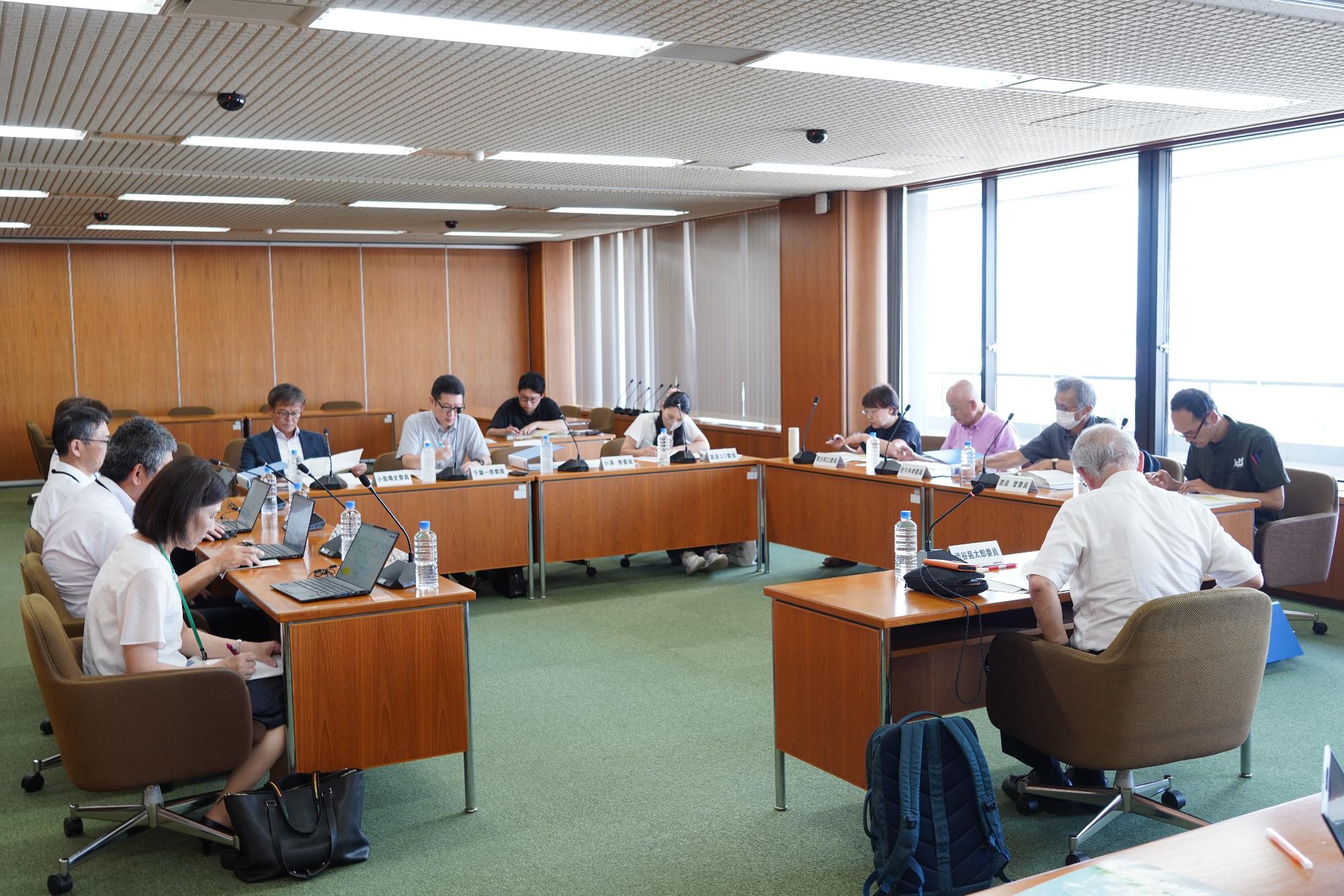 第4回奥州市環境基本計画策定委員会の様子4