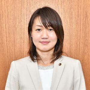 宍戸直美議員