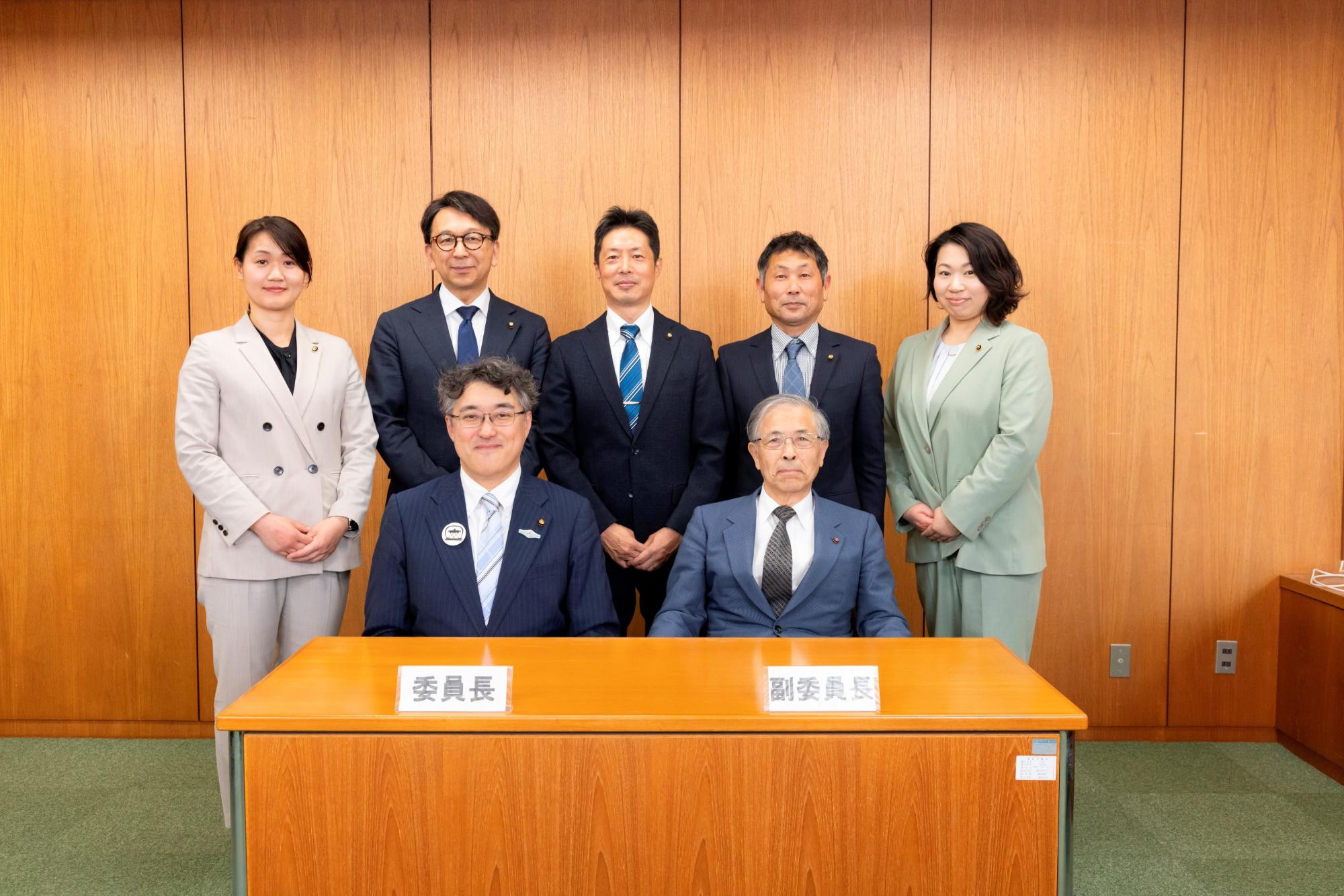 教育厚生常任委員会の写真